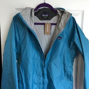 NWT Patagonia Torrentshell Rain Jacket
